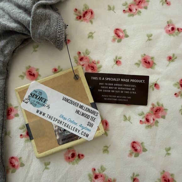 NHL Vancouver Millionaires T-Shirt - Picture 5 of 6